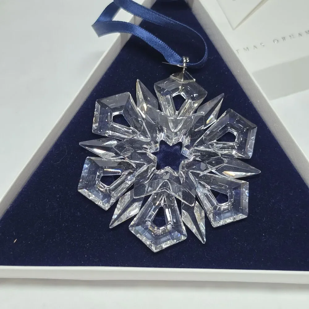 Swarovski Crystal 1999 Annual Snowflake Star Christmas Holiday Ornament With Box